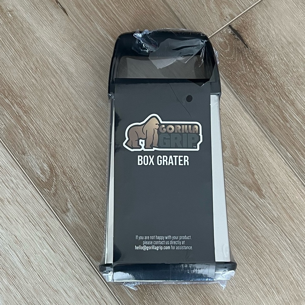 NWT Gorilla Grip Box Grater